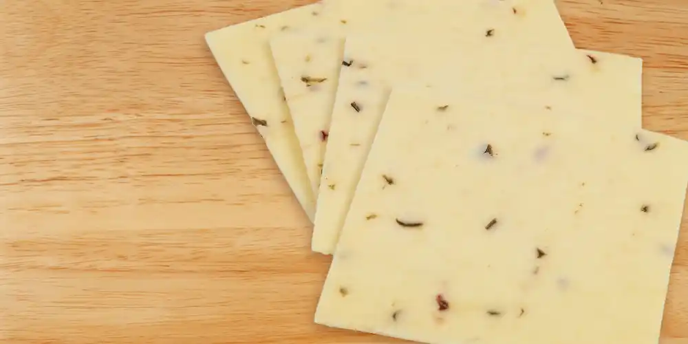 Deli Style Hot Pepper Cheese